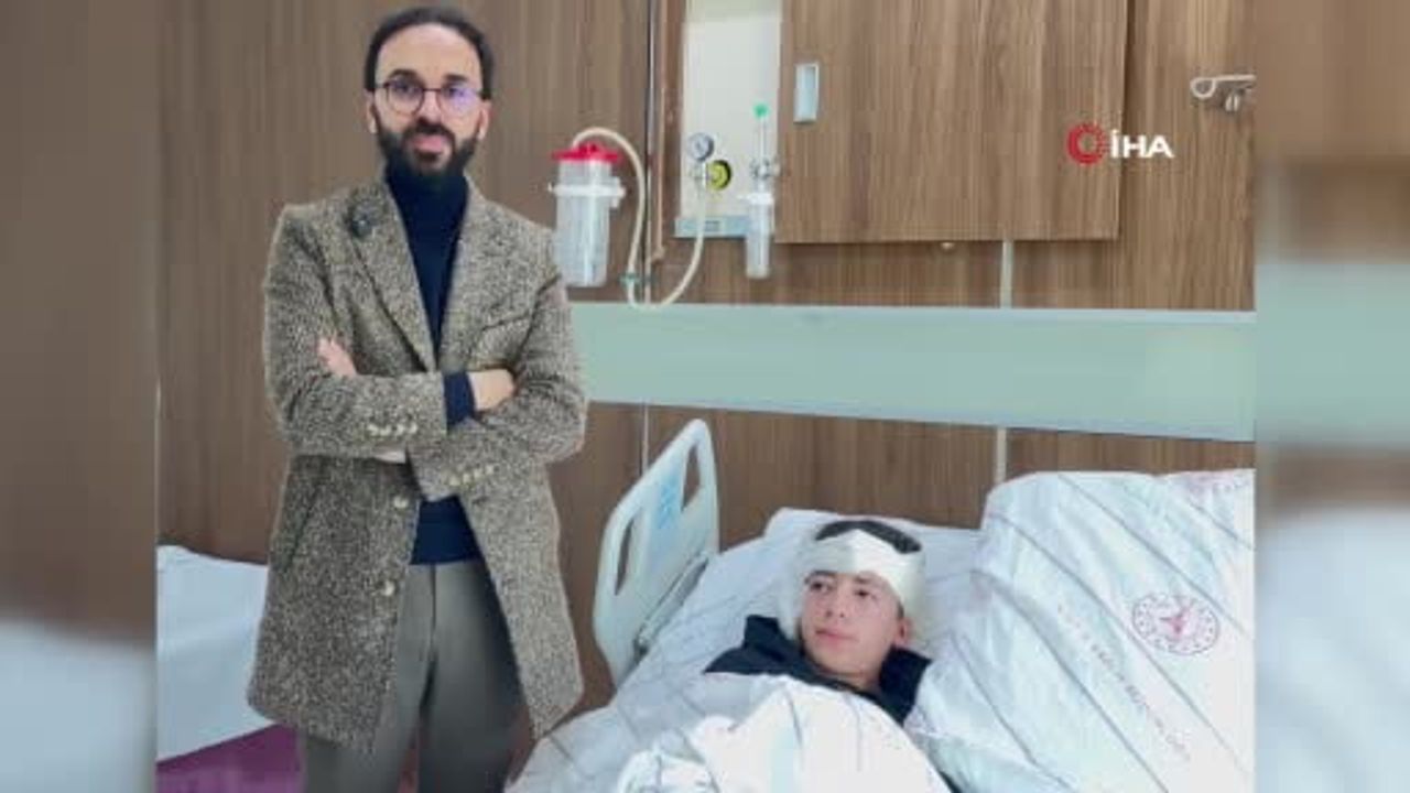 Siirt'te burun akıntısıyla başvuran 13 yaşındaki çocuğun kafa tabanına uzanan kitle ameliyatla çıkarıldı