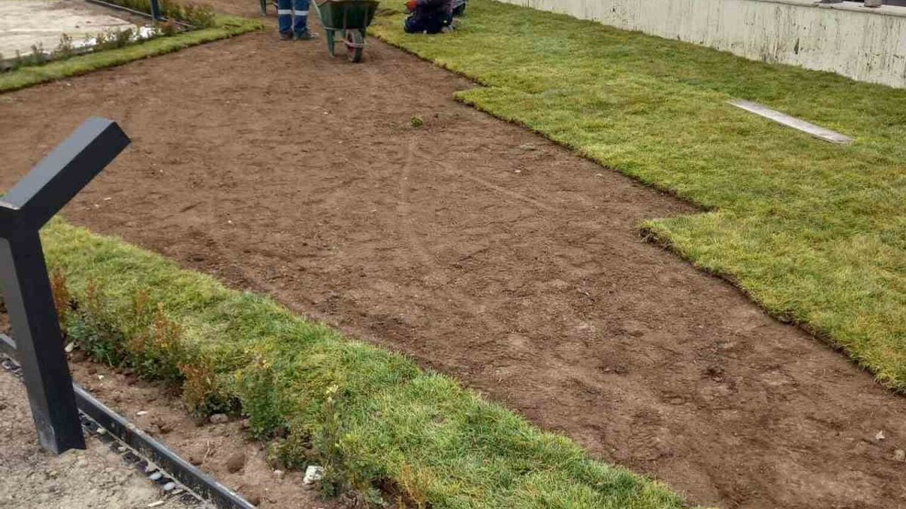 Sincan Belediyesi'nden Sürekli Peyzaj ve Çevre Düzenleme Çalışmaları