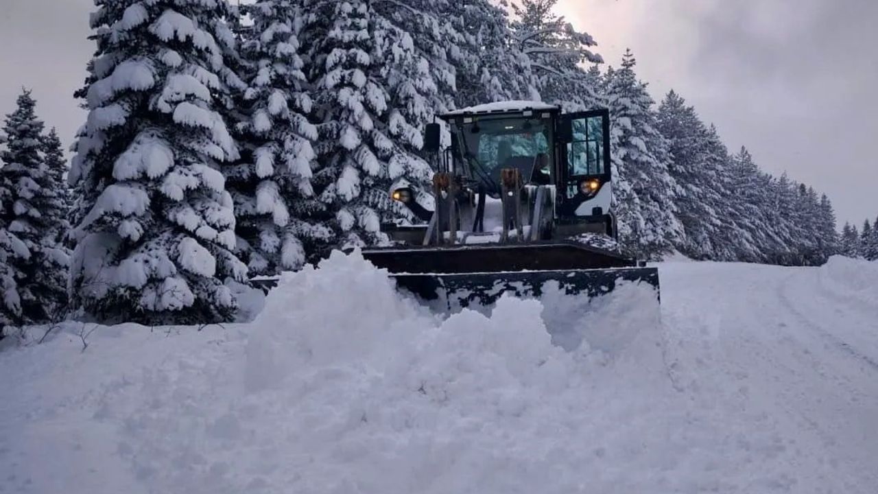 Sinop’ta karla mücadele: 4 bin 59 kilometrelik yol ulaşıma açıldı