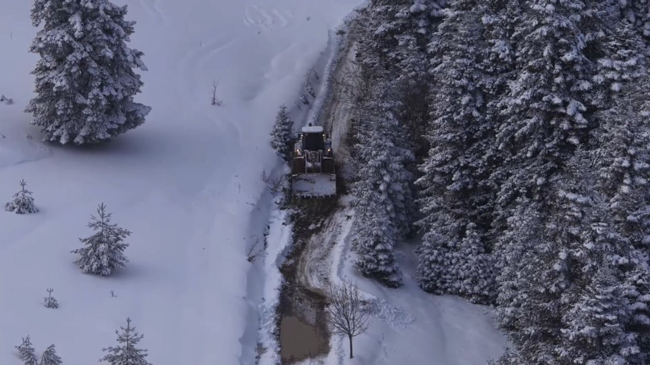 Sinop'ta karla mücadelede son durum: Kapalı köy yolu sayısı 66'ya geriledi