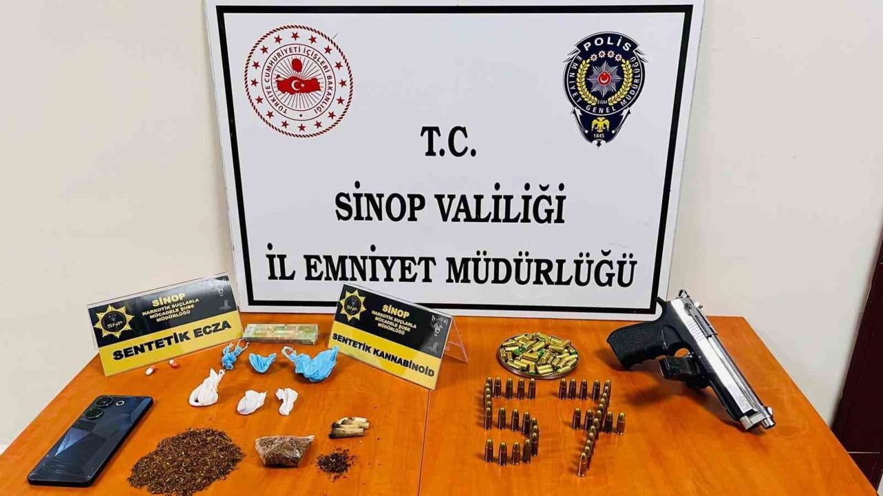 Sinop’ta uyuşturucu operasyonu: 4 şüpheli gözaltında, sentetik kannabinoid ve silah ele geçirildi