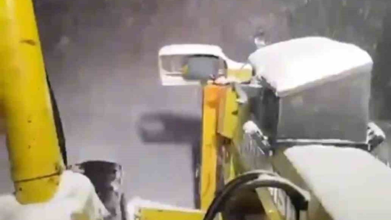 Sinop'ta Yoğun Kar Yağışı: 223 Köy Yolu Kapandı, 87 Köyde Elektrik Kesintisi