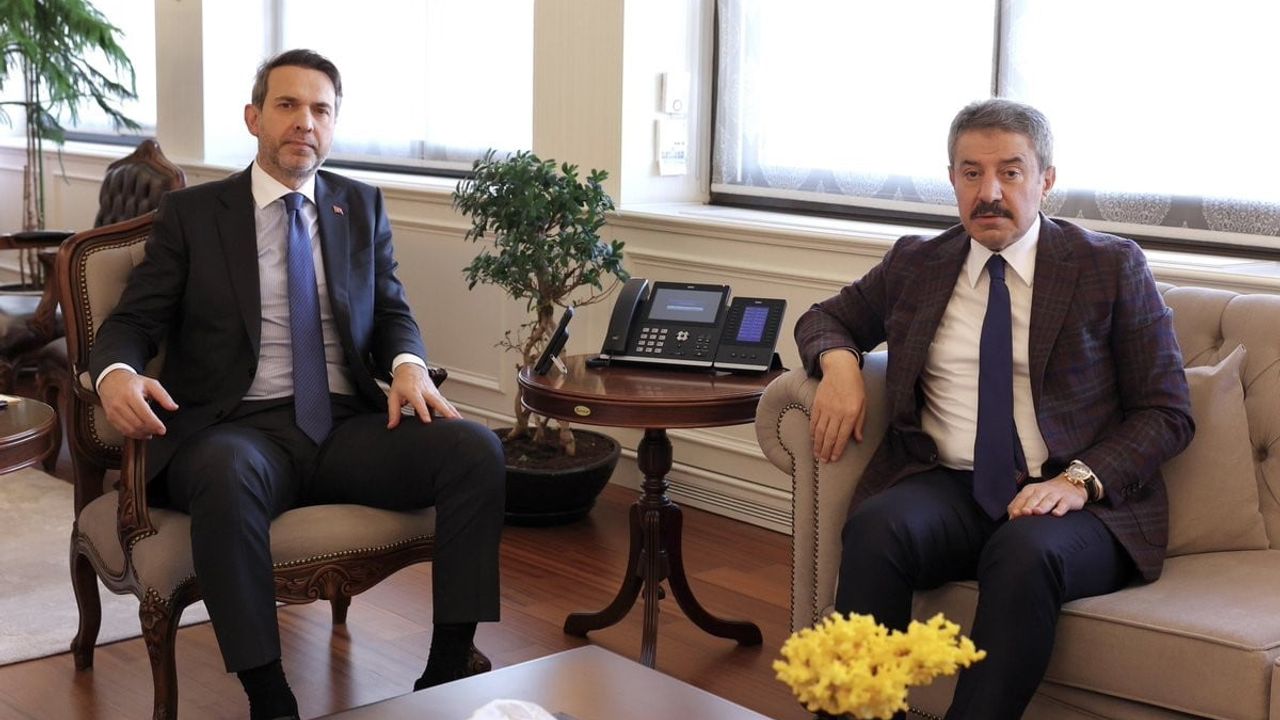 Şırnak Milletvekili Arslan Tatar, Bakan Bayraktar ile enerji altyapısını görüştü