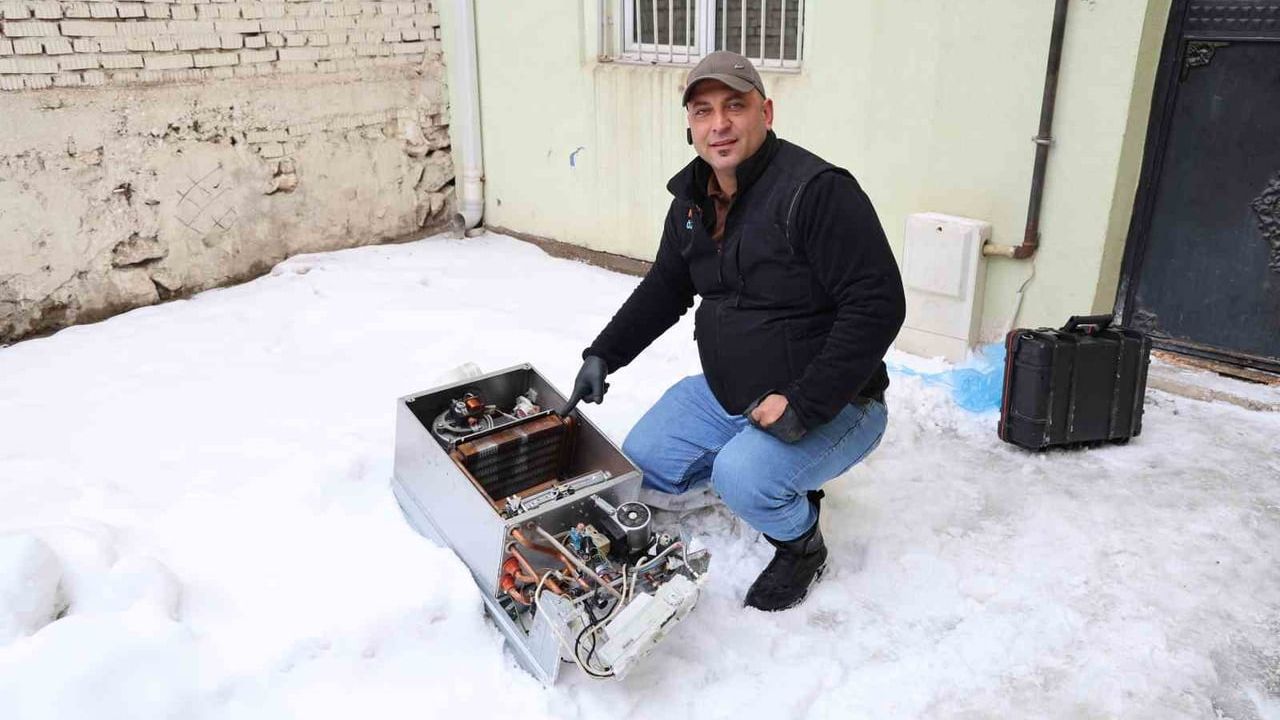 Sivas'ta dondurucu soğuklar: Kombileri kapatmak don riskini artırıyor, onarım maliyeti 10-15 bin lira
