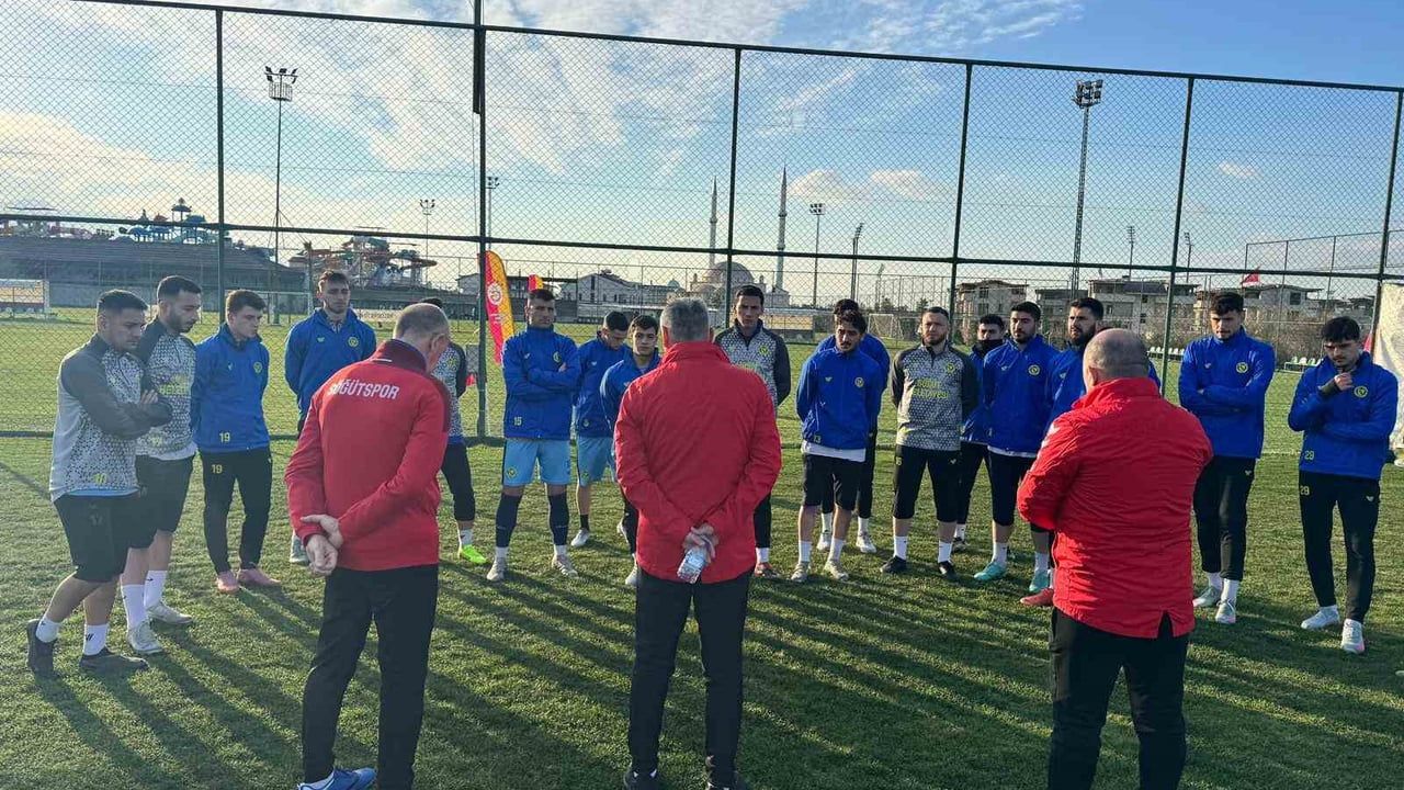 Söğütspor Antrenörü Savaş Akgün: Antalya kampı fizik ve birliktelik odaklı verimli geçti