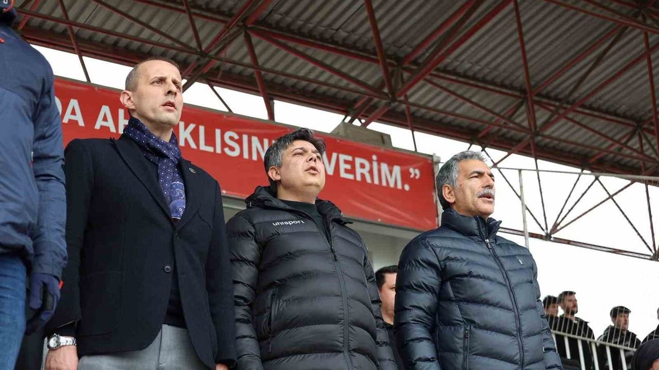 Söğütspor, Gemlikspor ile 1-1 berabere kaldı