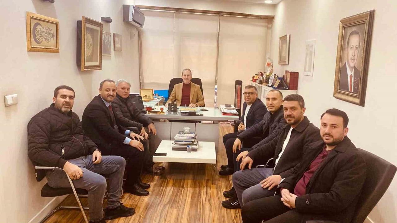 STSO Başkan Vekili Çalapkulu ile TÜGVA Siirt İl Başkanı Tetik, Gençlik ve Ekonomi İşbirliğini Görüştü