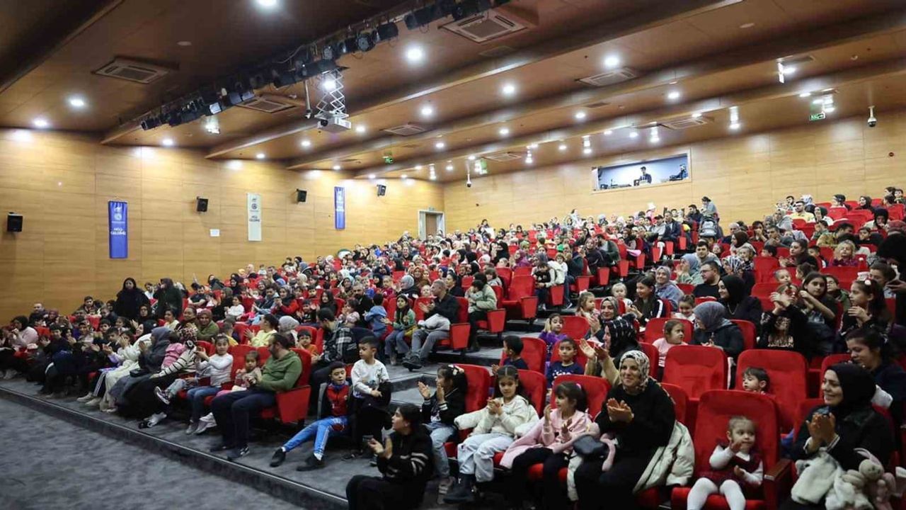 Sultangazi Belediyesi'nden minikler için hafta sonu kültür ve sanat etkinlikleri