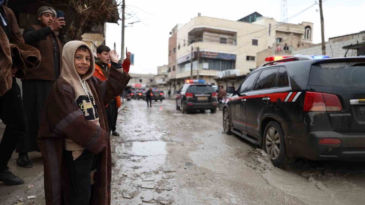 Suriye güvenlik güçleri Tabka'ya girdi: Kontrol ve güvenlik adımları genişliyor