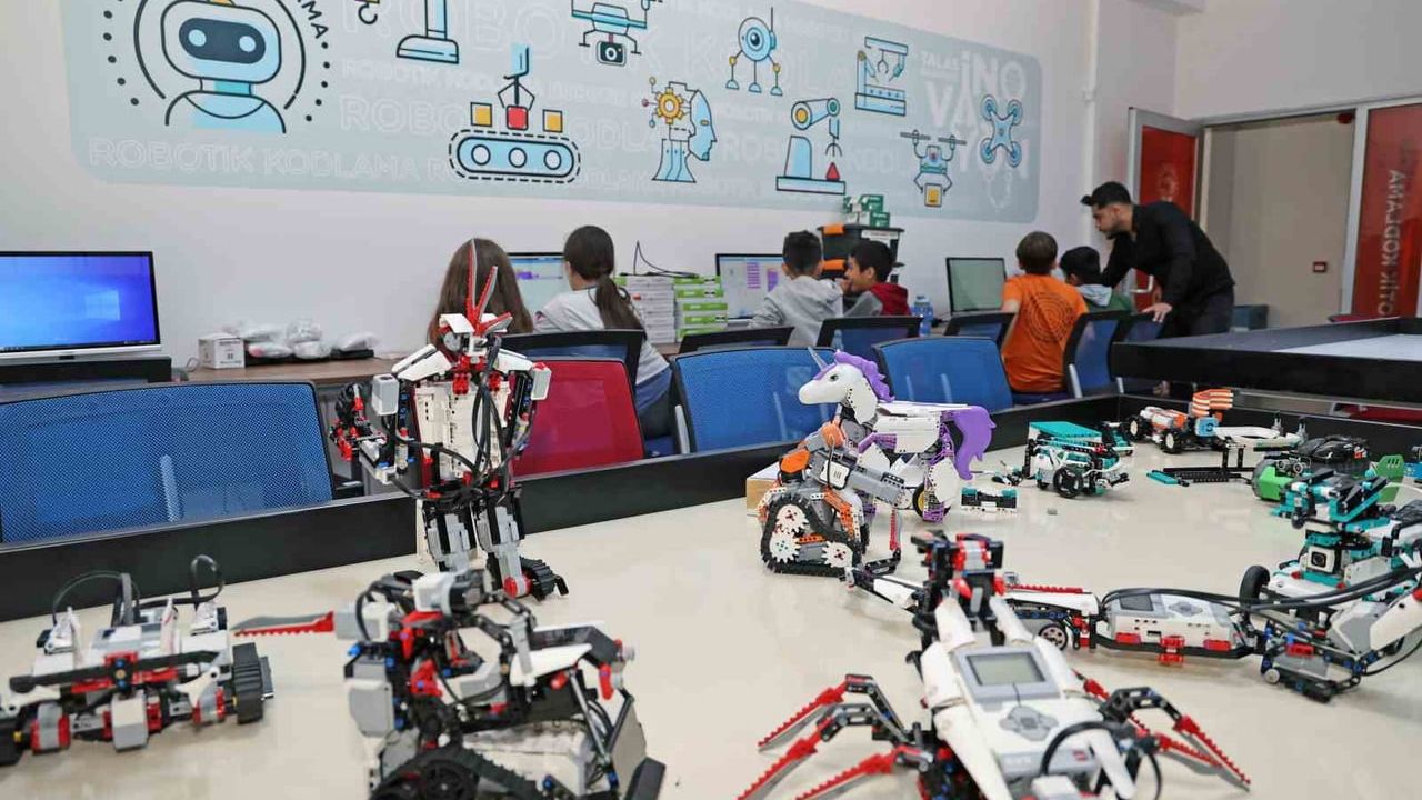 Talas’ta yarıyıl tatilinde teknoloji eğitimleri başlıyor: Robotik, Arduino ve 3D tasarım