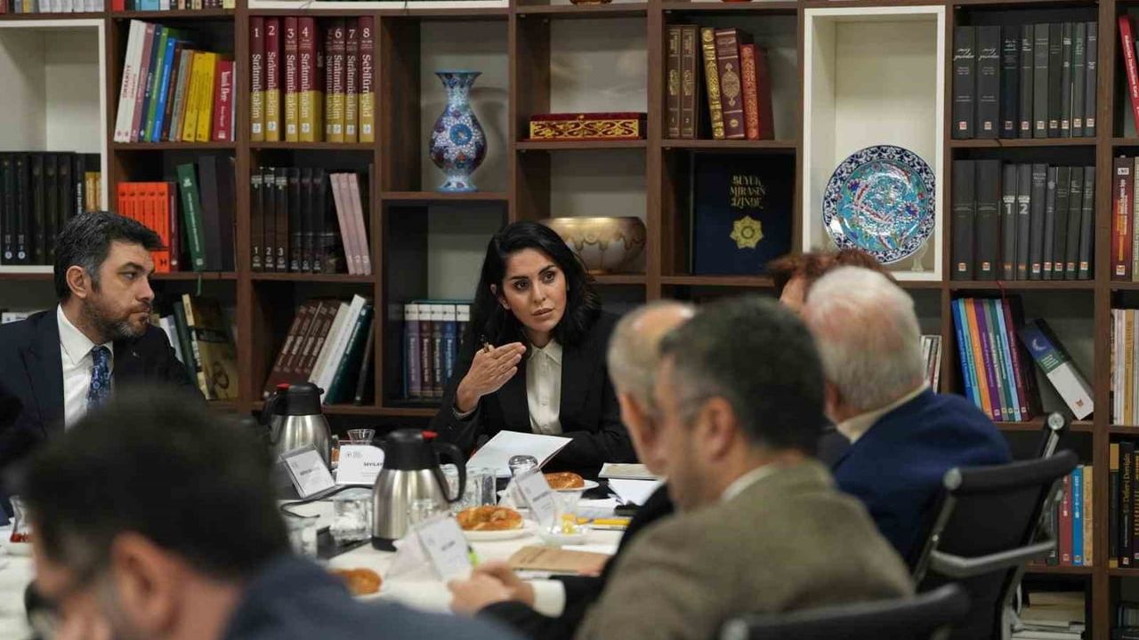 Tarihi şehirler ve kültürel miras: Sevilay Tuncer başkanlığında odak grup toplantısı