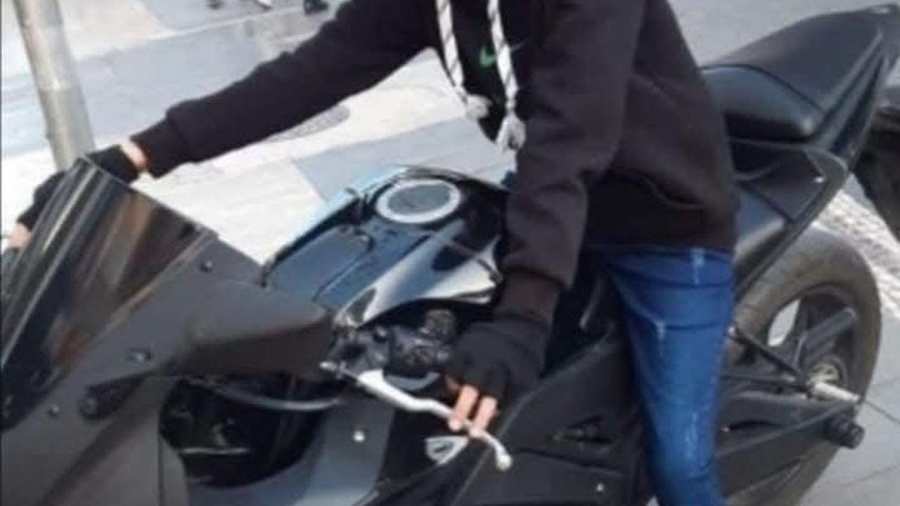 Tarsus'ta 11 Ocak'ta araçla çarpışan bisikletli genç Alperen Eren hayatını kaybetti