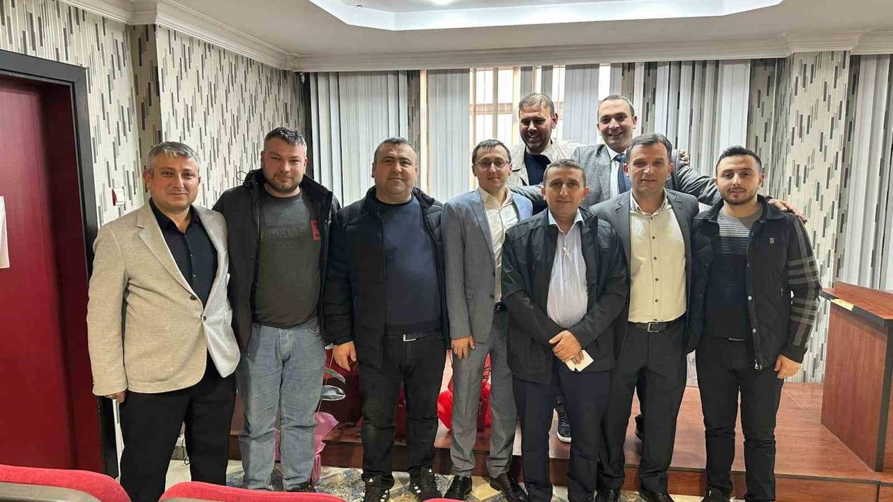 Tavşanlı Elektrik, Elektronik ve Saatçiler Esnaf Odası'nda başkan değişimi: Kocagöz 3 oy farkla seçildi