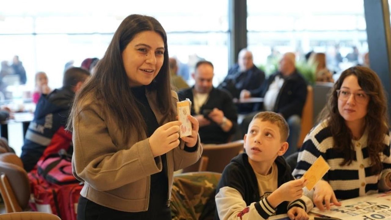 Tekirdağ Büyükşehir Belediyesi Hayal Panosu Etkinliğiyle Kadınların Psikososyal Güçlenmesini Destekliyor