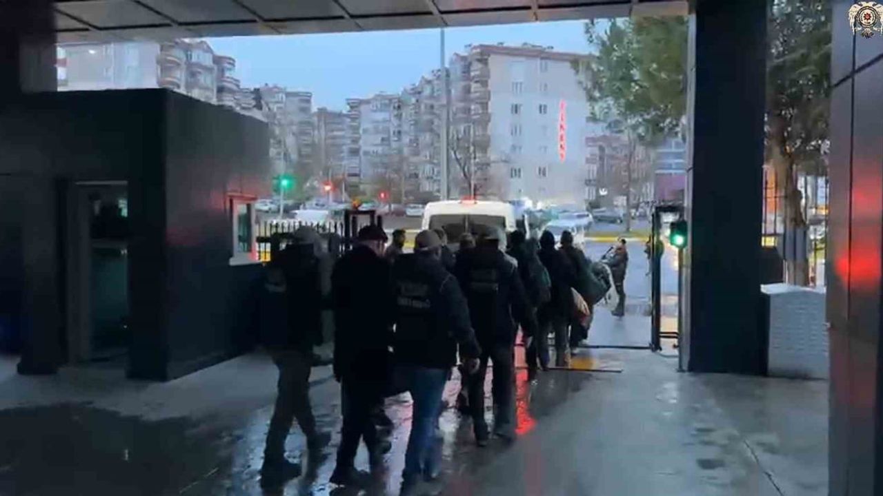 Tekirdağ'da FETÖ operasyonu: Yurt dışına kaçış girişiminde bulunan 7 şüpheli yakalandı