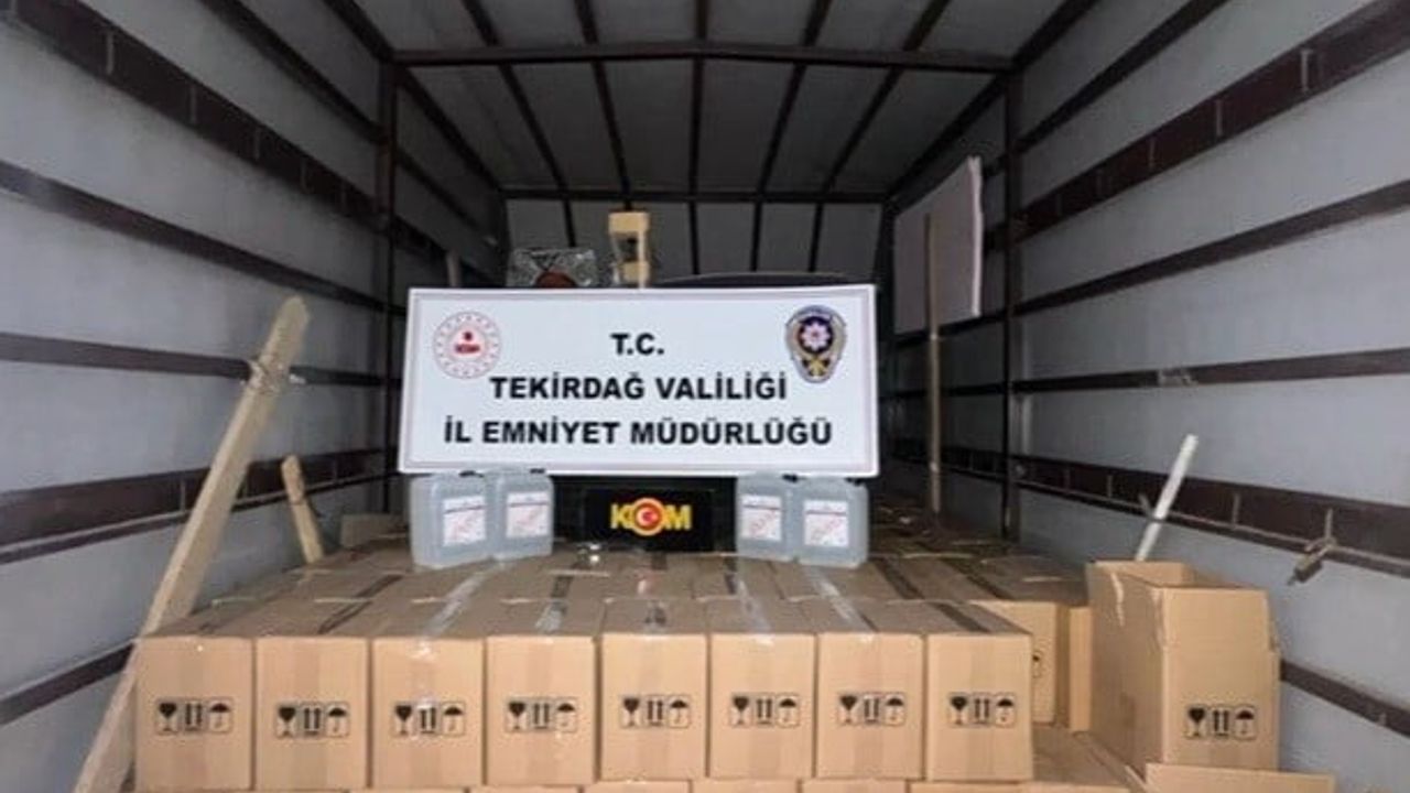 Tekirdağ'da kaçakçılık operasyonu: Çok sayıda kaçak ürün ele geçirildi, 18 şüpheli gözaltında