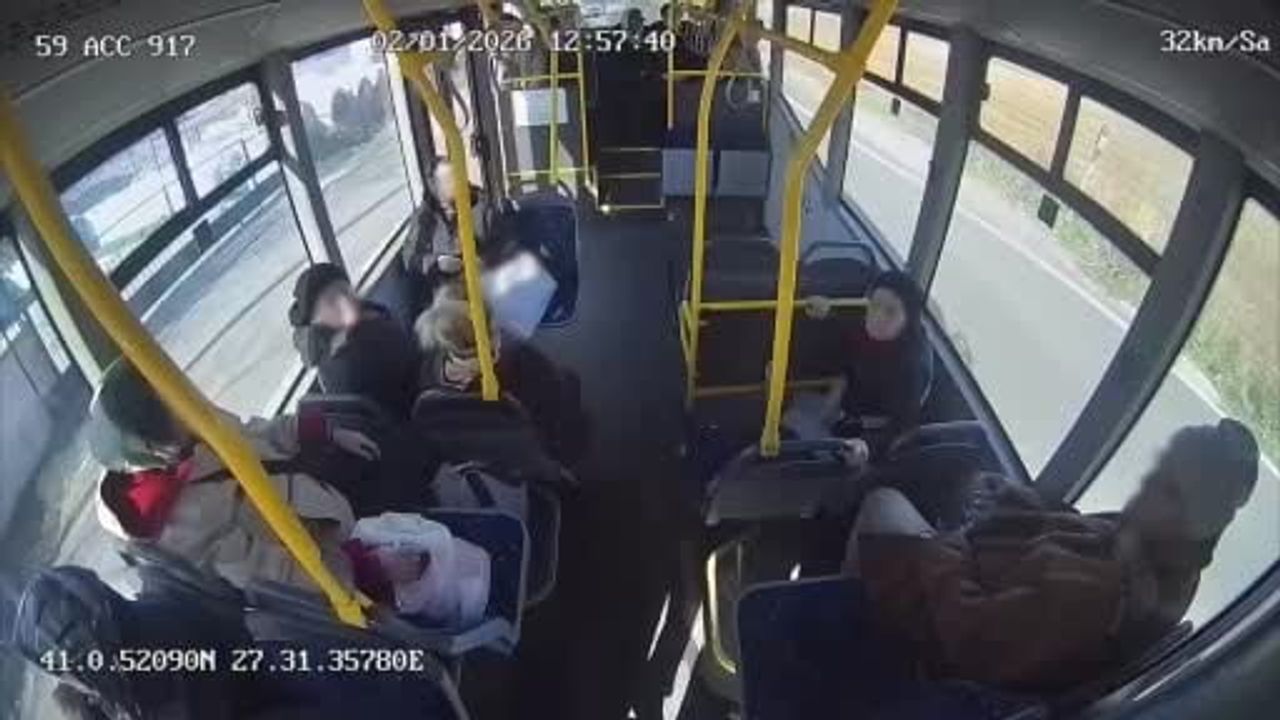 Tekirdağ'da otobüs şoförü, kalp rahatsızlığı geçiren yolcuyu hastaneye yetiştirdi