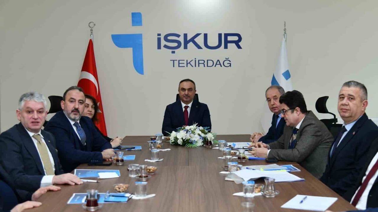 Tekirdağ İİMEK Ocak Toplantısı: 2025 İşgücü Raporu ve 2026 Mesleki Eğitim Planı Değerlendirildi