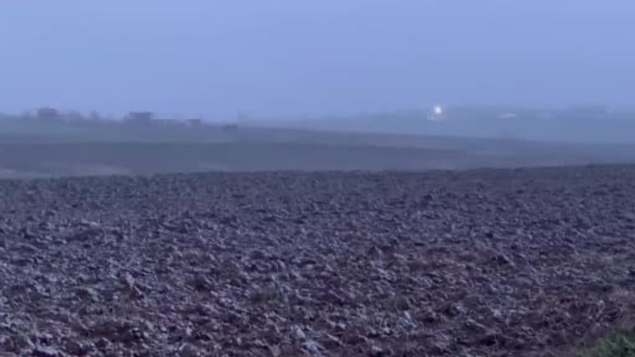 Tekirdağ'ın yüksek kesimlerinde kar yağışı: Yerleşimler beyaza büründü