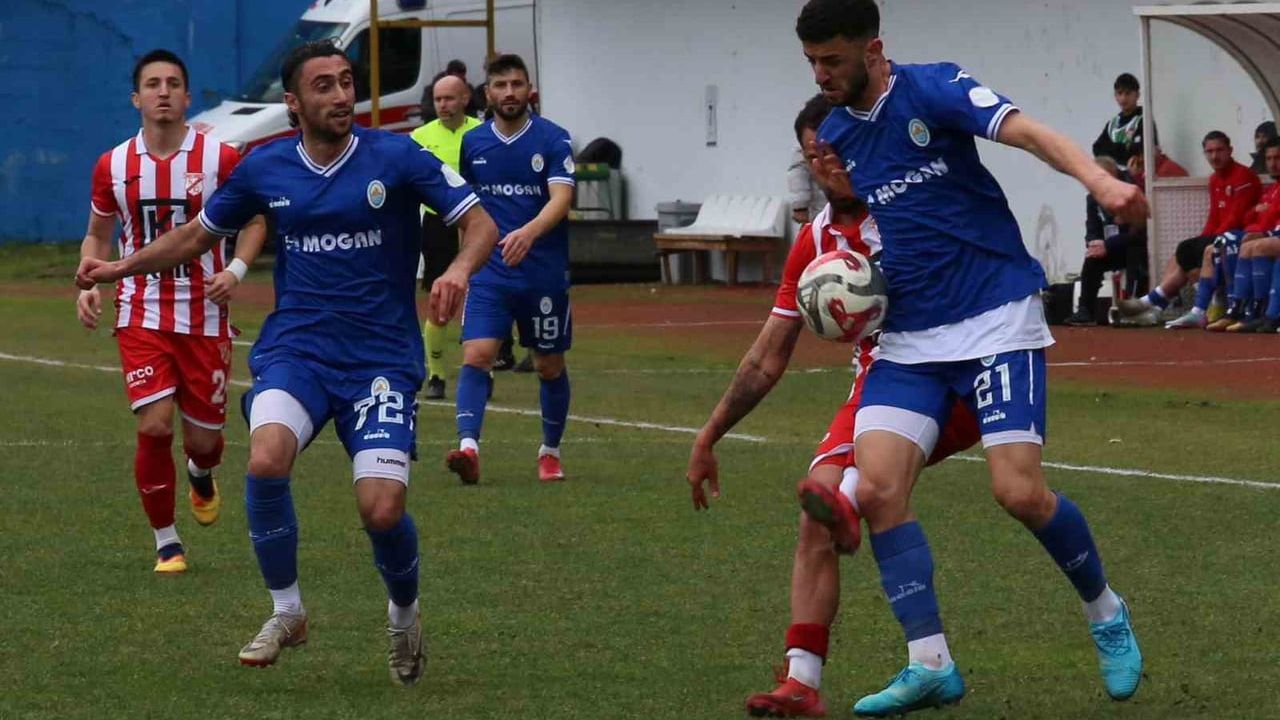 TFF 3. Lig 3. Grup 19. Hafta: Pazarspor 0-0 Sebat Gençlikspor