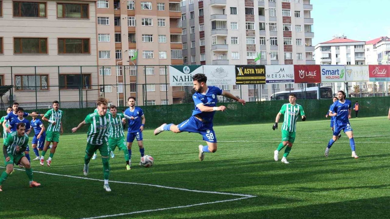 TFF 3. Lig: Çayelispor 0-1 Pazarspor — Emre Akgün'ün golü konuk takımı galibiyete taşıdı