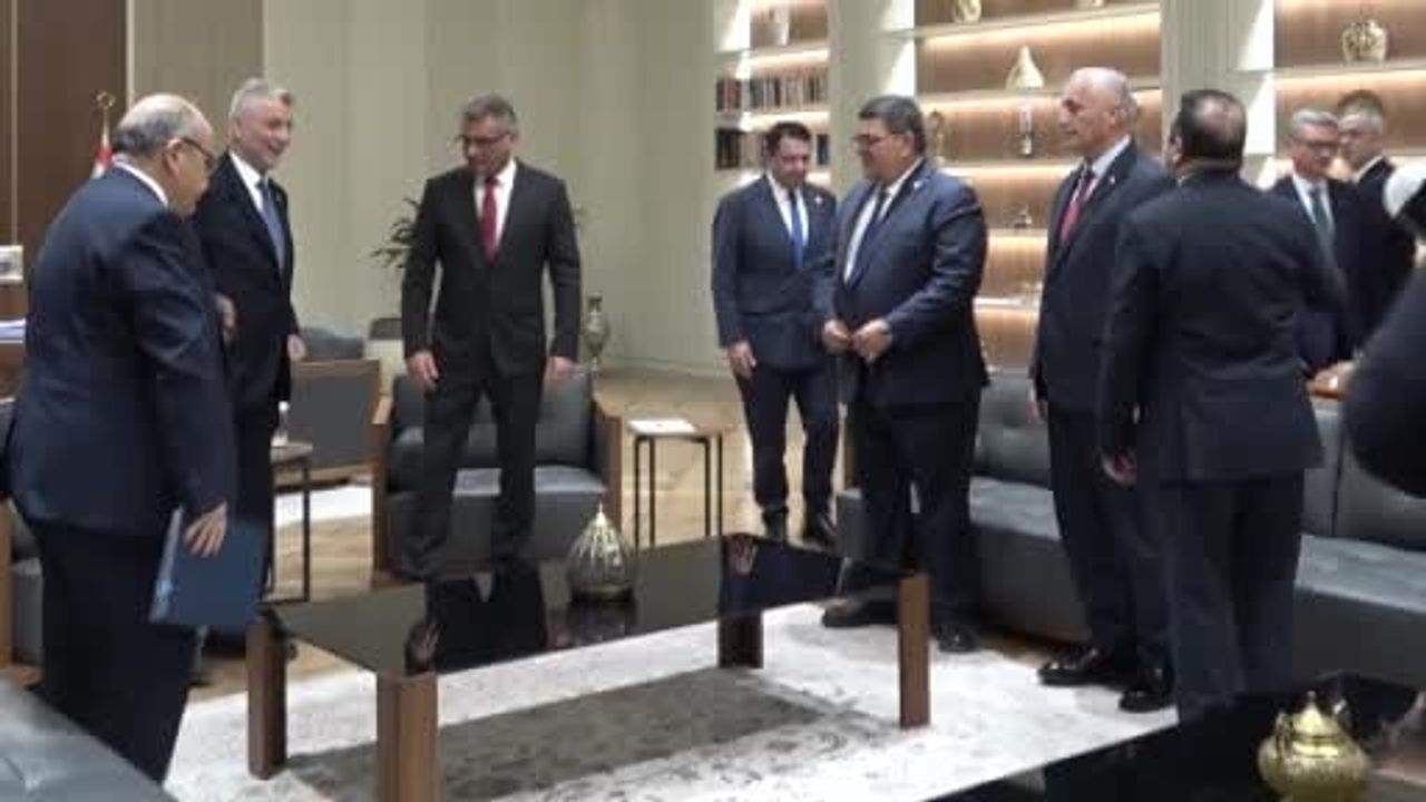 Ticaret Bakanı Ömer Bolat KKTC’de: Erhürman ile ekonomik iş birliği ve ortak projeler görüştü