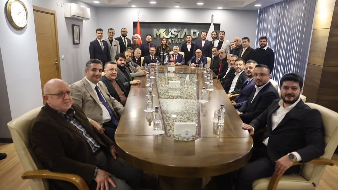 Ticaret Bakanı Ömer Bolat MÜSİAD Antalya ile Bölge Ekonomisi ve İş Dünyası Beklentilerini Görüştü