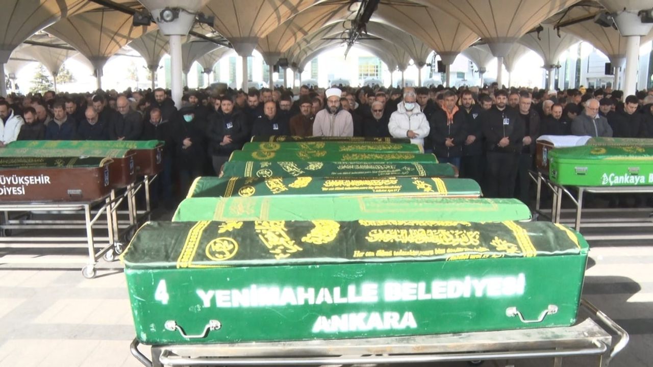 Tiyatrocu Orhan Koray Ergun, 68 yaşında hayatını kaybetti