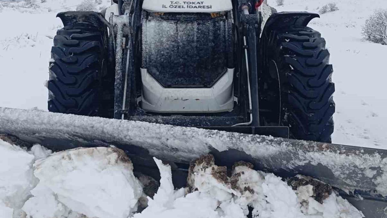 Tokat'ta 256 köy yolu yoğun kar nedeniyle ulaşıma kapalı