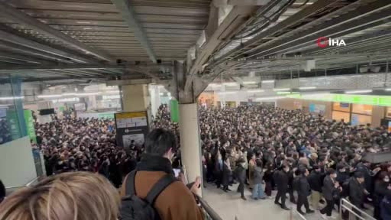 Tokyo'da tren hatlarında elektrik kesintisi: Yamanote ve Keihin-Tohoku seferleri etkilendi