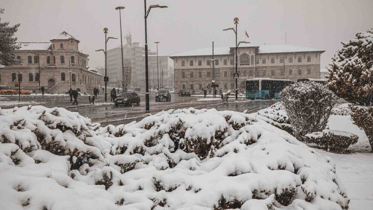 TR72 Bölgesi'nde 2025'te yoksulluk sınırı yükseldi, yoksul sayısı azaldı