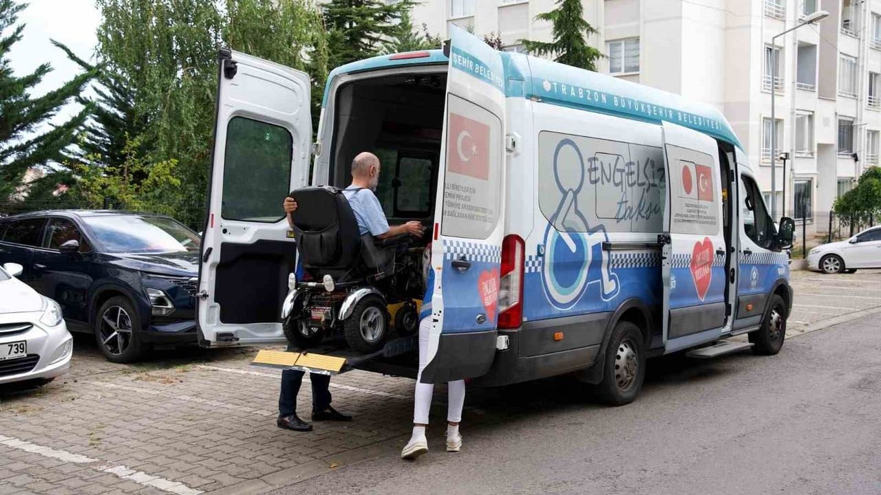 Trabzon Büyükşehir Belediyesi 2025’te sosyal hizmetlerle on binlerce vatandaşa ulaştı