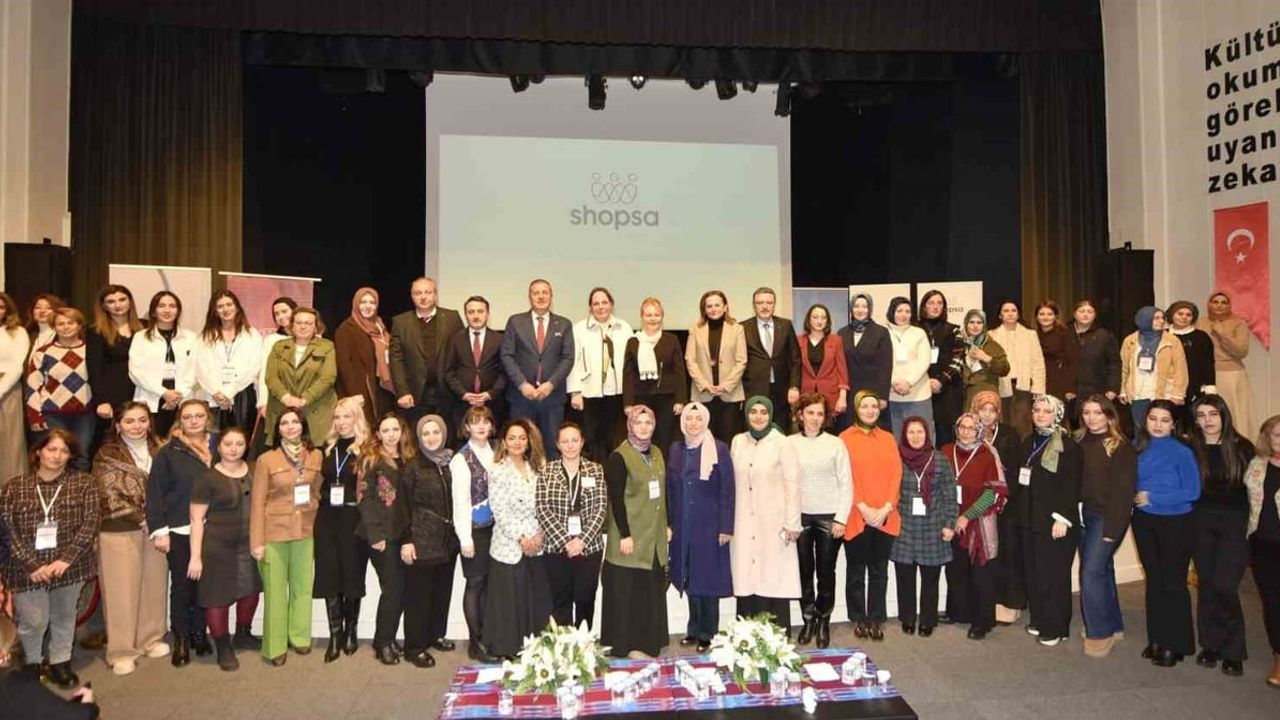 Trabzon'da Kadın Girişimcilere Dijital Pazarlama ve E-Ticaret Eğitimi Düzenlendi