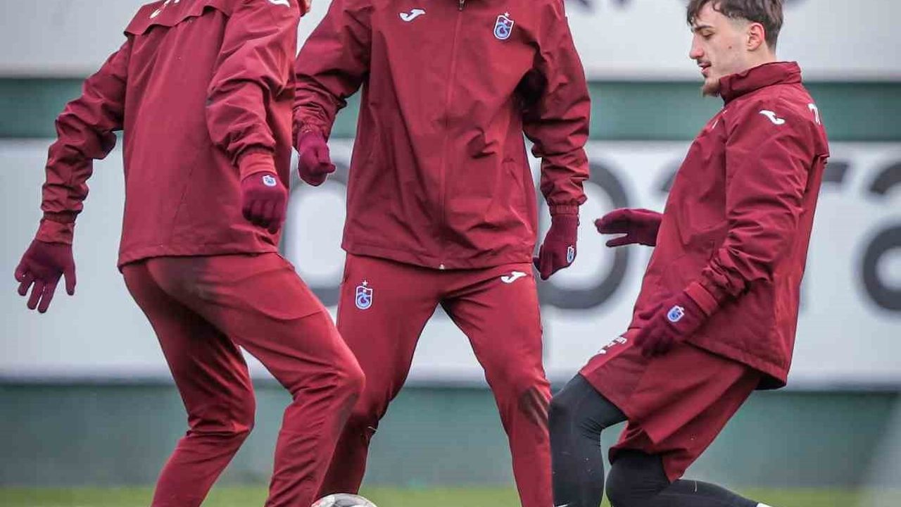 Trabzonspor, Kasımpaşa maçı hazırlıklarına ara vermeden başladı