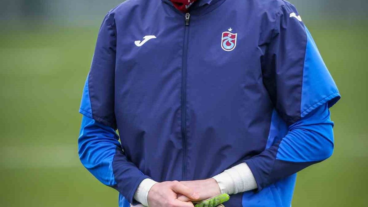 Trabzonspor, Ziraat Türkiye Kupası maçı için İstanbul'a hareket etti