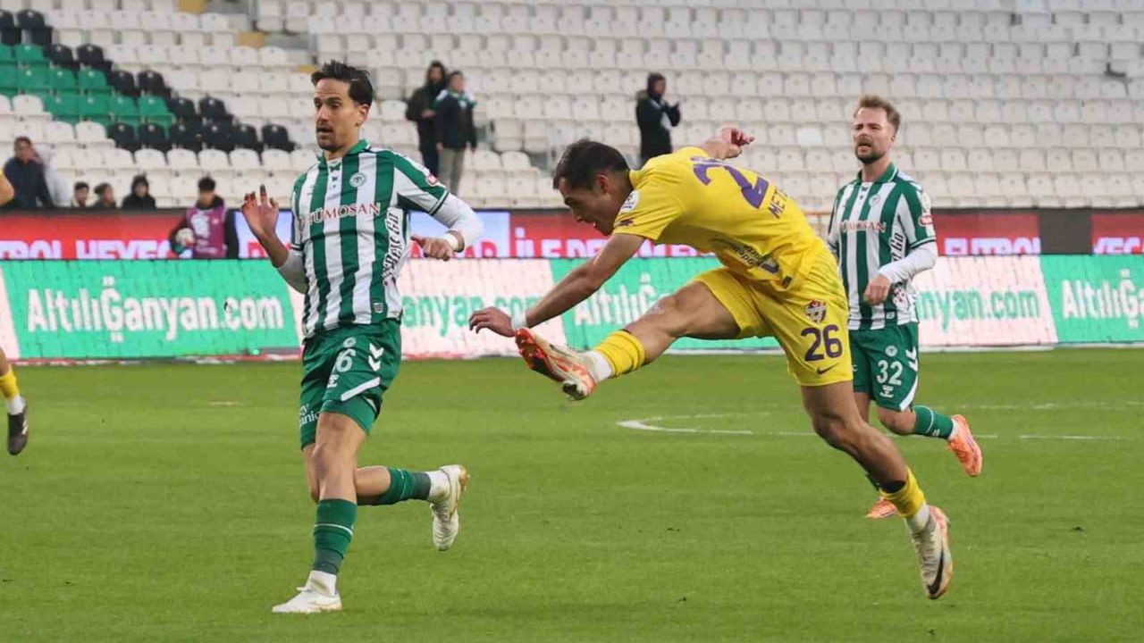 Trendyol Süper Lig: Konyaspor 0-0 Eyüpspor — İlk Yarı Özeti