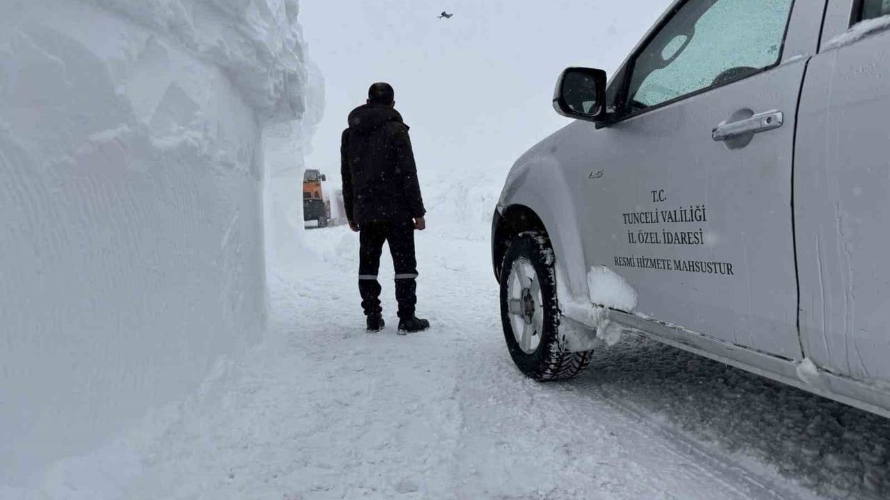 Tunceli’de 113 köy yolu yoğun kar nedeniyle ulaşıma kapandı