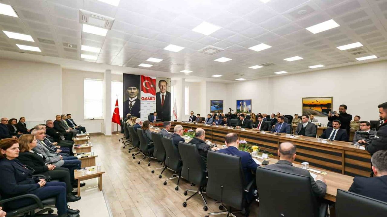 Tunceli'de 175 projede 27 milyar 39 milyon 193 bin TL'yi aşan yatırımlarda nakdi gerçekleşme oranı yüzde 85,59