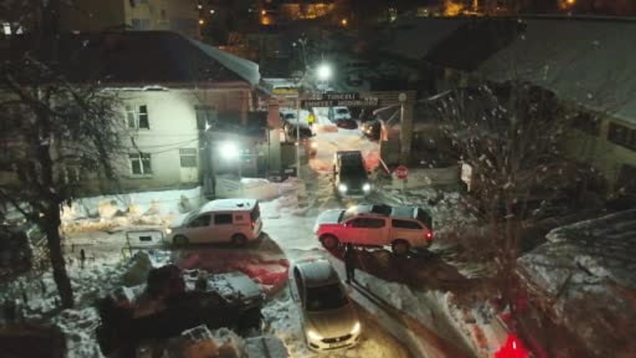 Tunceli’de PKK propagandası soruşturmasında 3 kişi tutuklandı, 1 kişi yurt dışı çıkış yasağıyla serbest bırakıldı