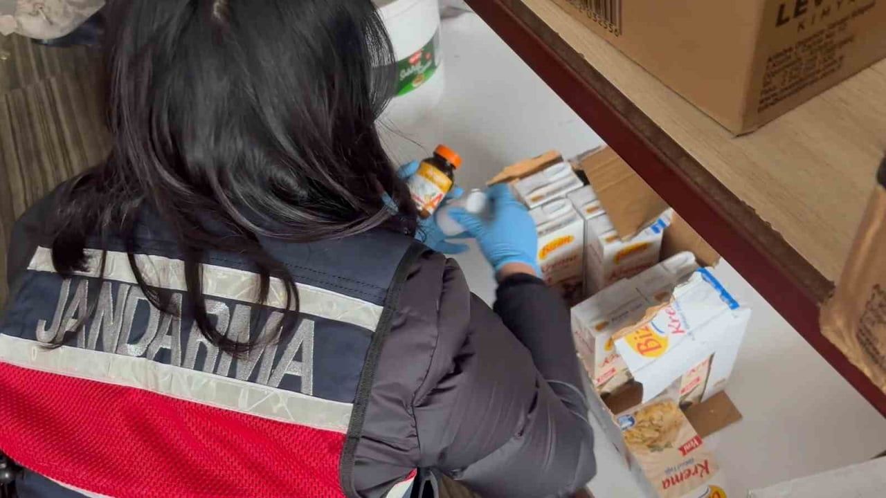 Tunceli'de uyuşturucu operasyonu: 1 kişi tutuklandı, 138 sentetik hap ele geçirildi