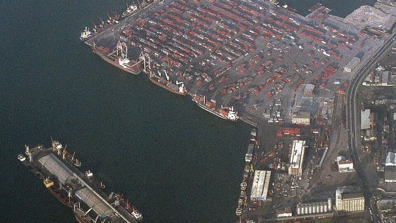 Turizmciler: Alsancak Limanı kruvaziyer ve yolcu taşımacılığına ayrılmalı