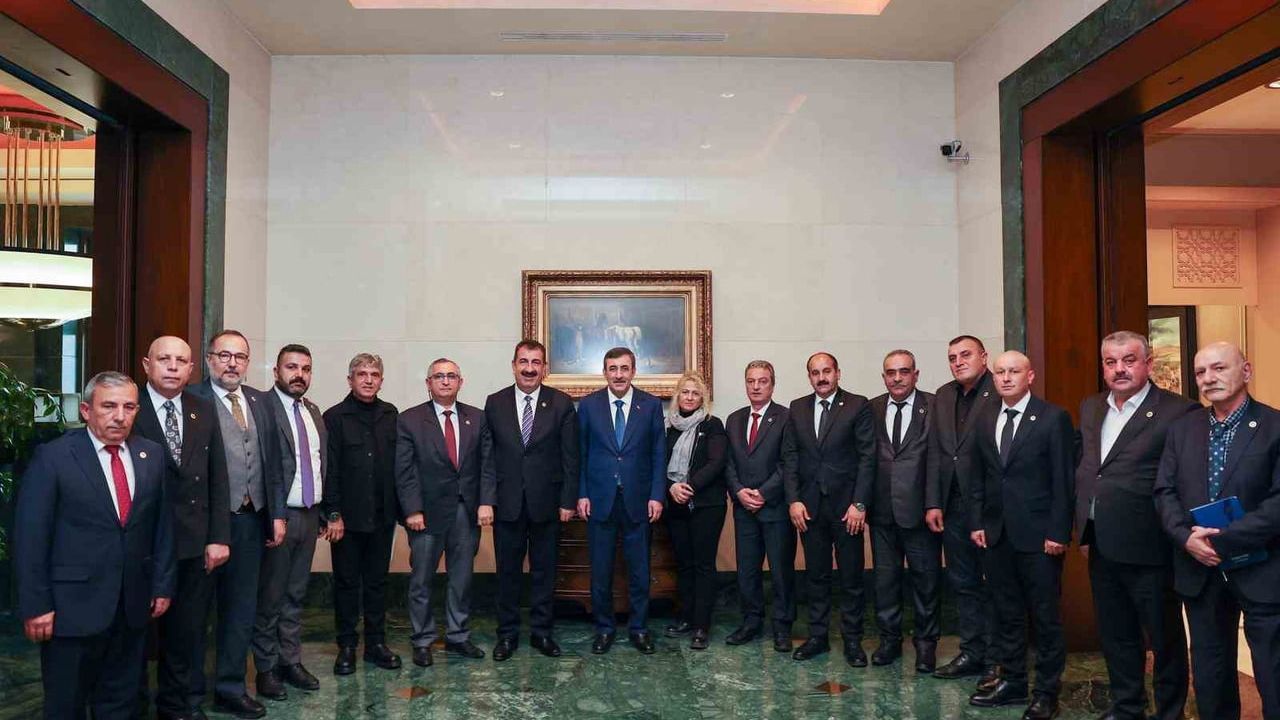 TÜRKYED Başkanı Çelik, Cumhurbaşkanı Yardımcısı Yılmaz’a küçükbaş yetiştiricilerinin taleplerini iletti
