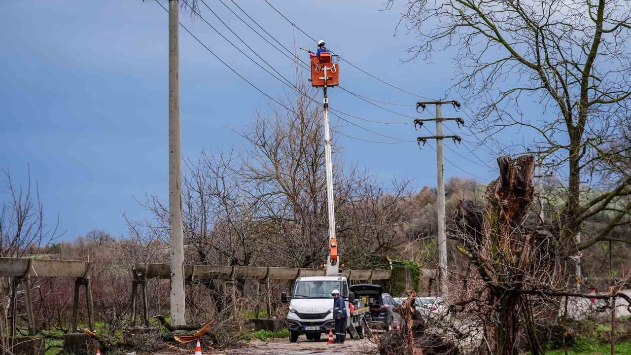 UEDAŞ, Marmara'daki Olumsuz Hava Şartlarına Karşı 457 Kişilik Ekiple Teyakkuzda