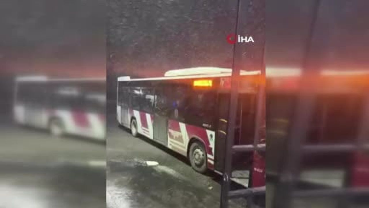 Urla’nın yüksek kesimlerinde gece kar yağışı etkili oldu