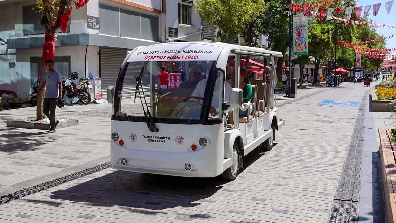 Uşak Belediyesi 2025'te bütçe fazlası veren ilk 10 belediye arasına girdi