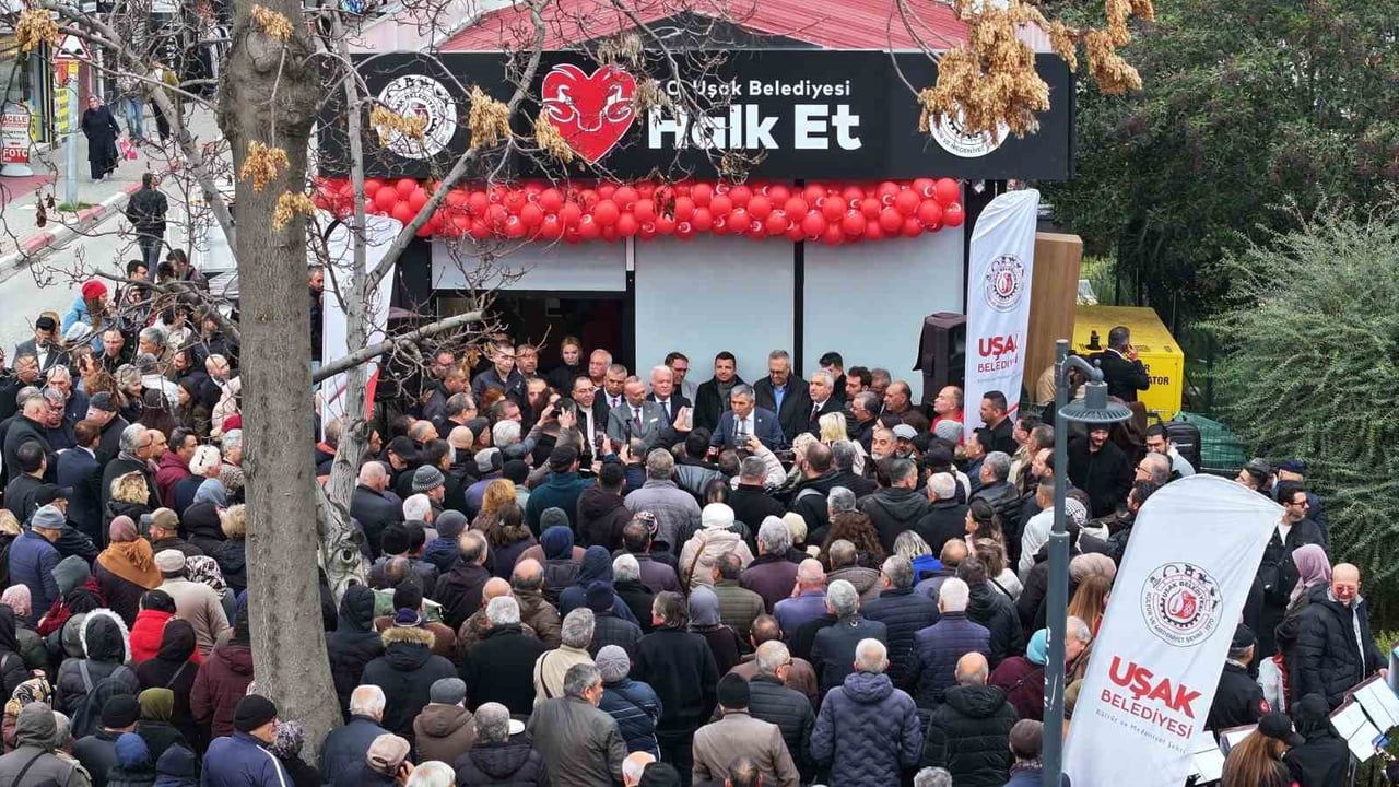 Uşak Belediyesi 2026'ı Proje Yılı İlan Etti: Halk Et, Kıraathane ve Ekonomik Destekler Öne Çıkıyor