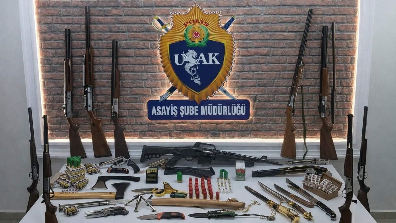 Uşak’ta Galericiler Sitesinde Asayiş Denetimi: Silah ve Mühimmat Ele Geçirildi