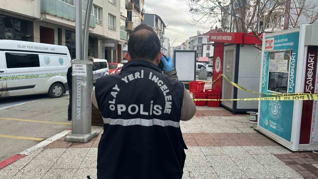 Uşak’ta Üçgen Park'ta iş arkadaşını bıçaklayan şüpheli Konya'da yakalanıp tutuklandı