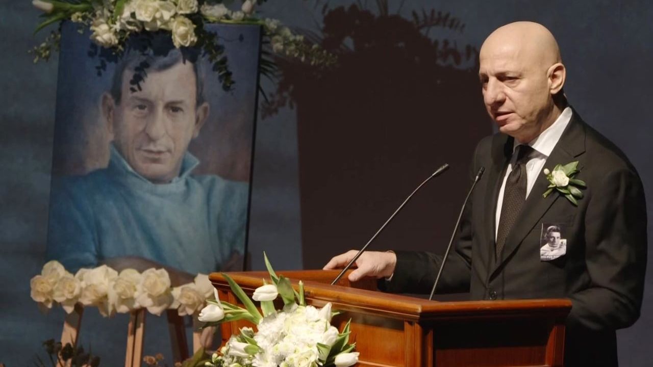 Usta tiyatrocu Haldun Dormen için Harbiye Muhsin Ertuğrul Sahnesi'nde tören düzenlendi