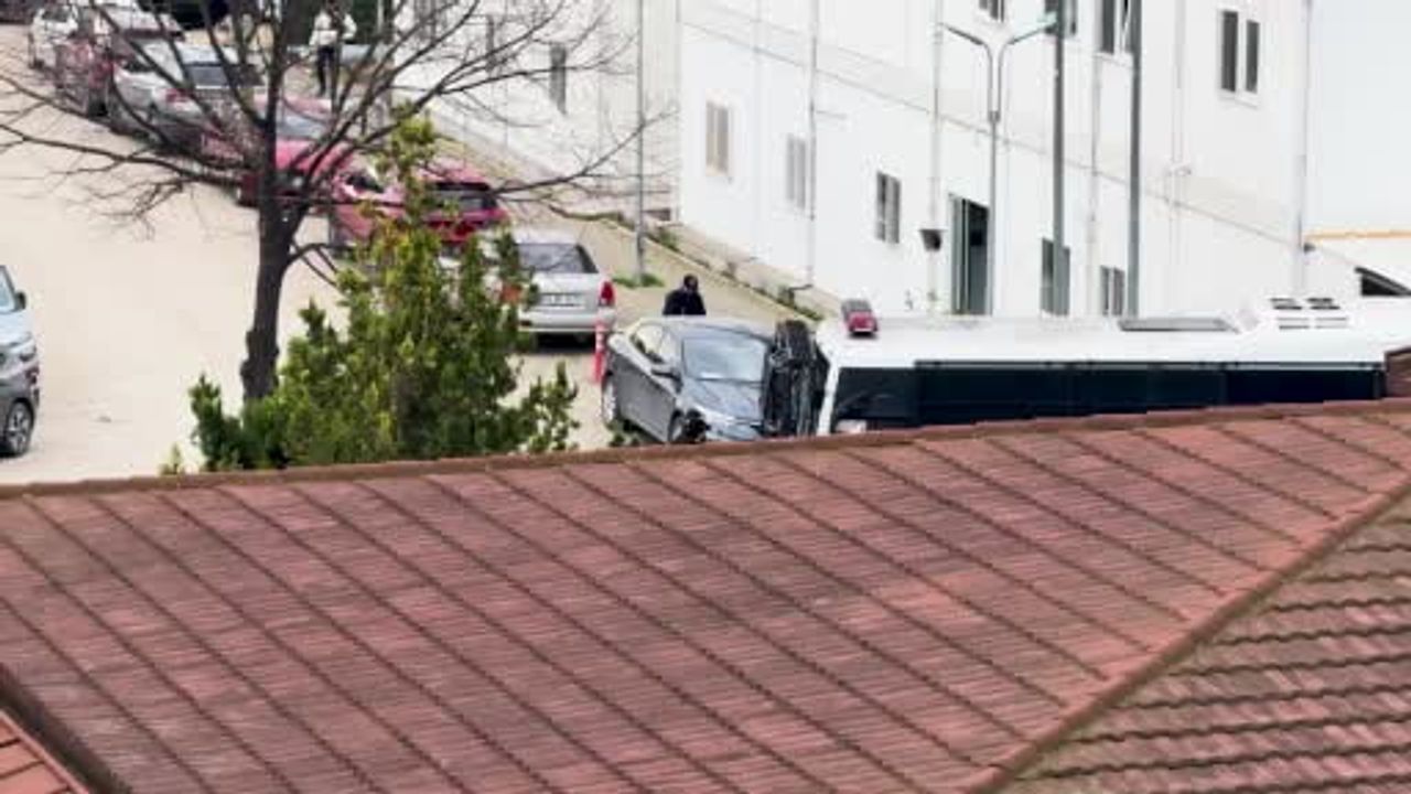 Uyuşturucu Soruşturmasında Gözaltına Alınan Ünlüler Adli Tıp Kurumu'na Gönderildi